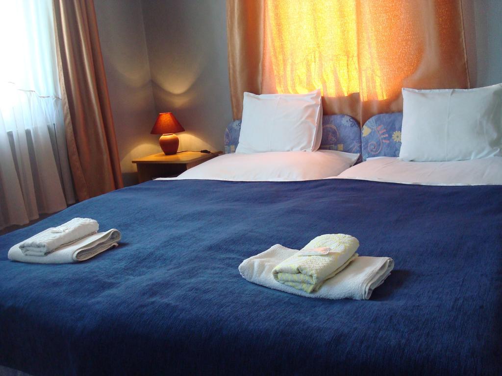 Hotel Arany Trofea エゲル 部屋 写真